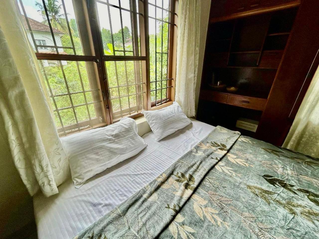 Mango Tree Villa Kochi エクステリア 写真