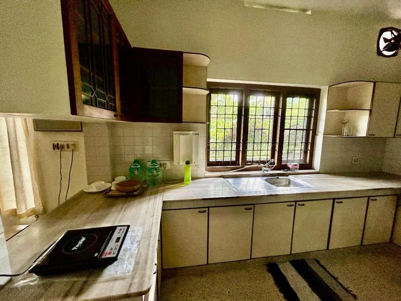 Mango Tree Villa Kochi エクステリア 写真